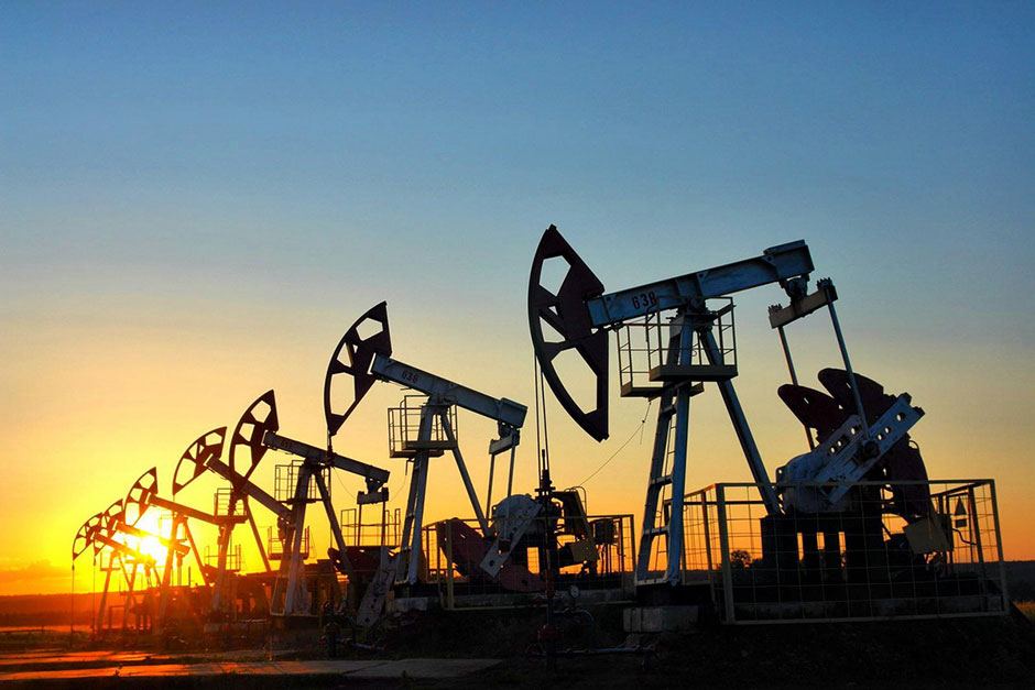 С Днем работников нефтяной и газовой отрасли!